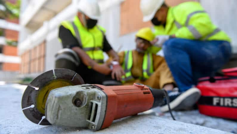 Hand and Electrical Tool Awareness Training